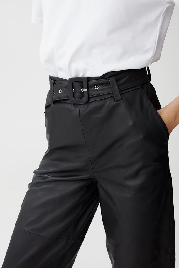 Gestuz Black OliviGZ Leather trousers – Shop Black OliviGZ Leather trousers  here